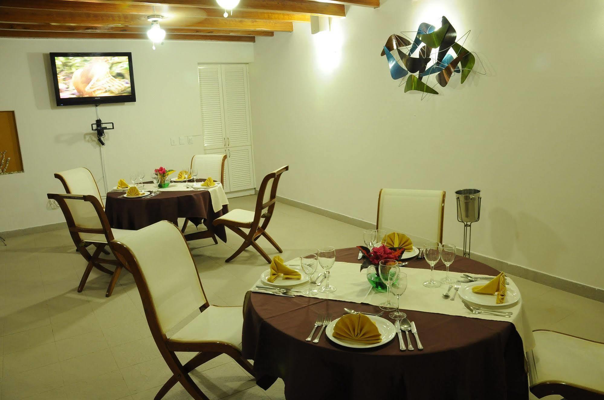 Hosteria Del Parque Machalilla Bagian luar foto