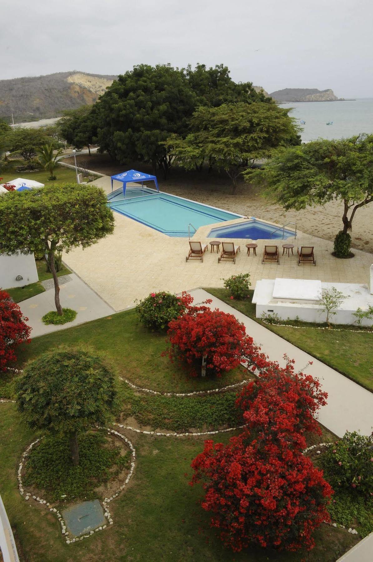 Hosteria Del Parque Machalilla Bagian luar foto